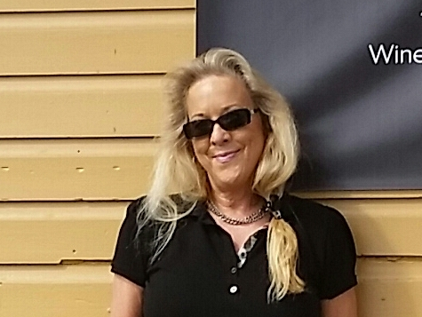 Barbara Barnes Photo 36