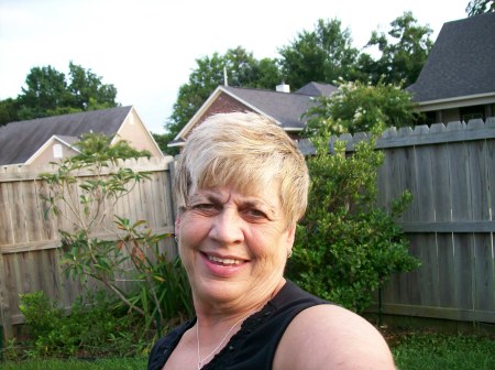 Betty Brewer Photo 22