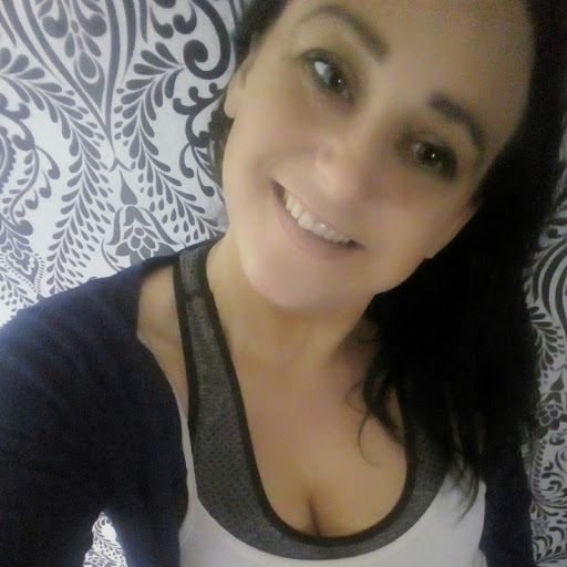 Claire Parsons Photo 17