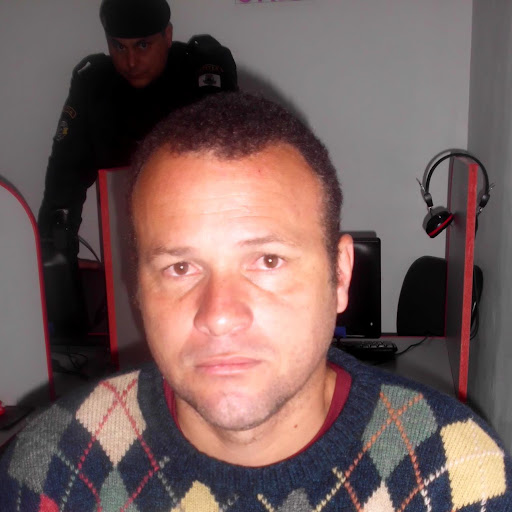 Carlos Araujo Photo 5