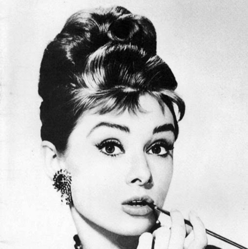 Victoria Mclain Photo 4