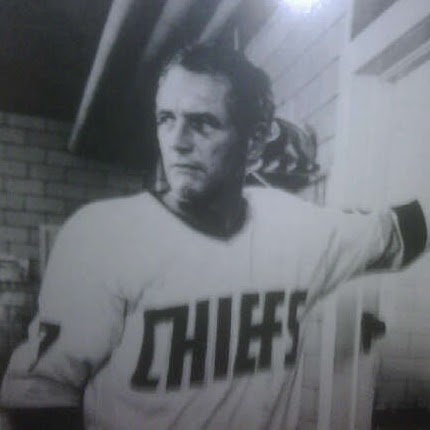 Reggie Dunlop Photo 12