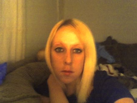 Samantha Knight Photo 29