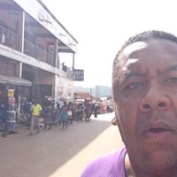 Julius Gore Photo 16