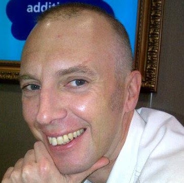 Neil Howell Photo 34