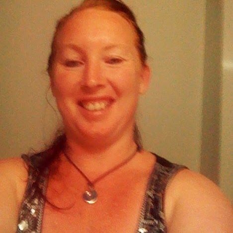 Michelle Harding Photo 23