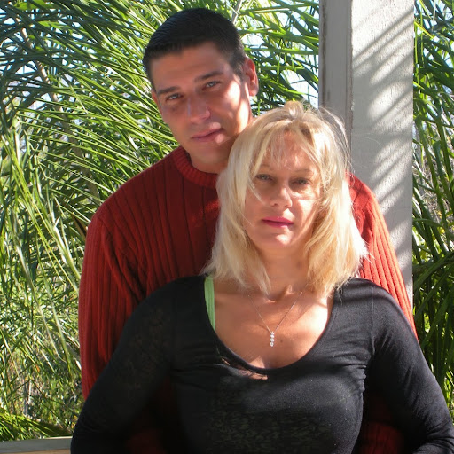 Kim Whitney Photo 18