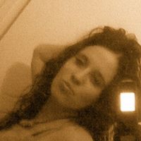 Julie Daniels Photo 20