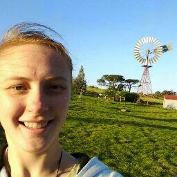 Michelle Sargent Photo 20