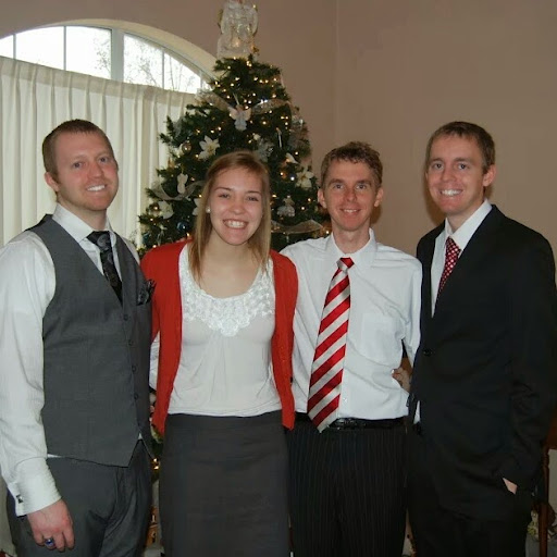 Amanda Colegrove Photo 11