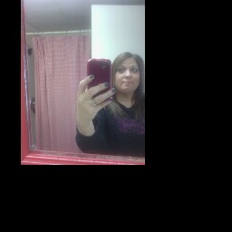 Laura Britton Photo 17