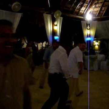 Willie Gomez Photo 11