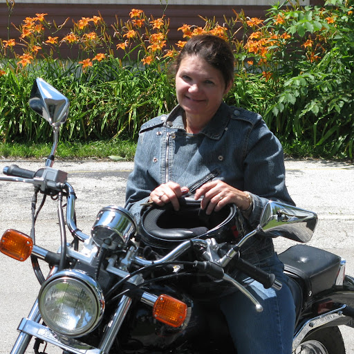 Julie Chadwick Photo 20