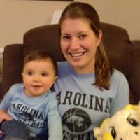 Caroline Niles Photo 5