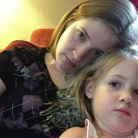 Stephanie Keenan Photo 34