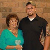 Helen Bennett Photo 17