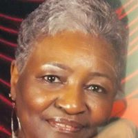 Lucy Hopkins Photo 39