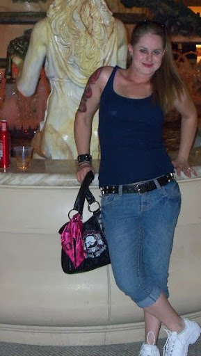 Christina Vaughn Photo 12