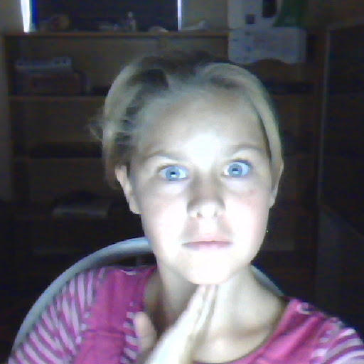 Hannah Ingram Photo 33