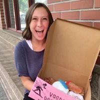 Lilly Thompson Photo 16