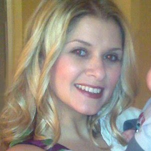 Aimee Moore Photo 23
