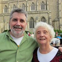 Janet Simons Photo 24