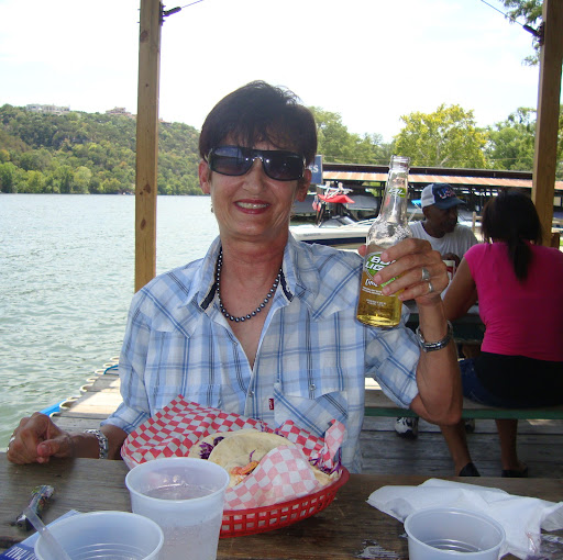 Sandy Osborne Photo 21