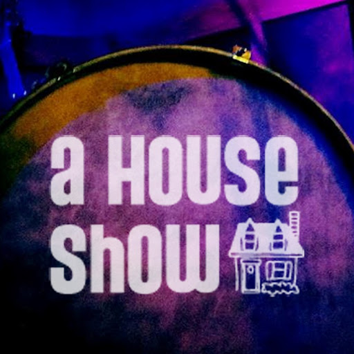 Jenny Erickson Photo 17