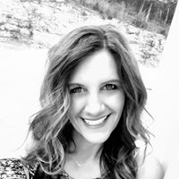 Kristin Schroeder Photo 22