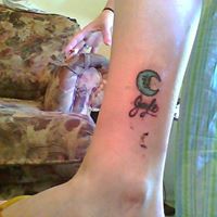 Erin Criswell Photo 11