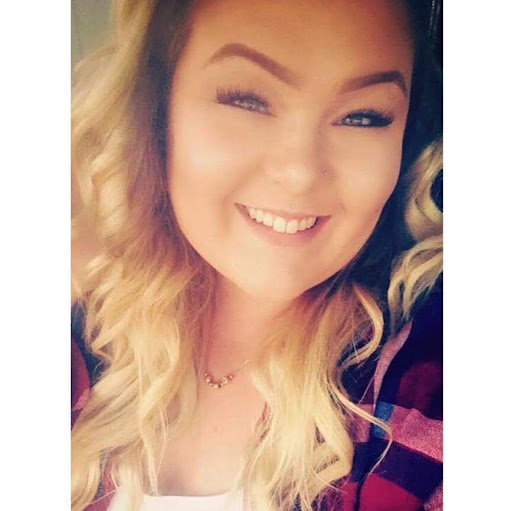 Melanie Sims Photo 20