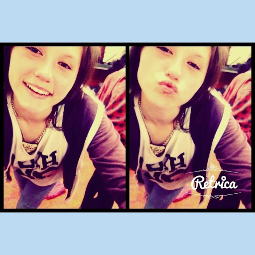 Danielle Foley Photo 16