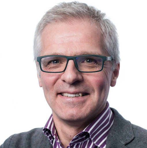 Michael Groves Photo 25