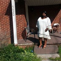 Sandra Booker Photo 37