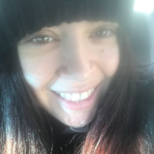 Stephanie Steele Photo 37