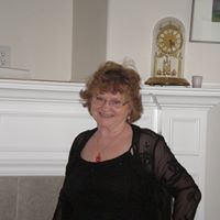 Angela Egan Photo 29