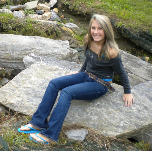 Shana Rodgers Photo 12