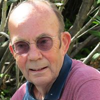 Michael Hibbert Photo 28