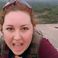 Caitlin Lowe Photo 26