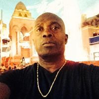 Vincent Raymond Photo 16