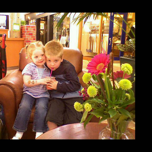 Roger Harper Photo 26