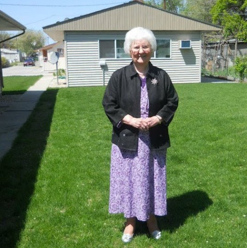 Dorothy Andrews Photo 3