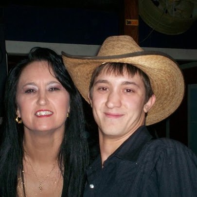Michele Hunt Photo 16