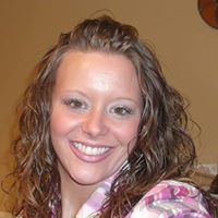 Emily Brooks Photo 20