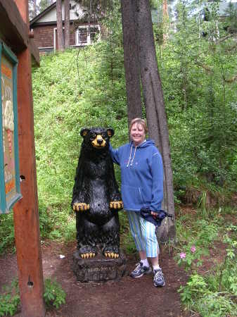 Elizabeth Maynard Photo 45