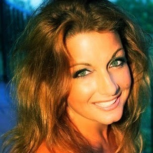 Sarah Hayes Photo 46