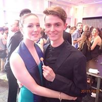 Emily Groves Photo 40