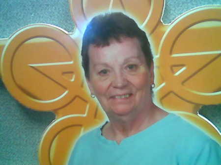 Linda Carlson Photo 36