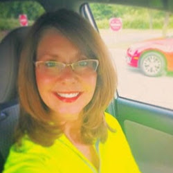 Janet O'Neil Photo 6