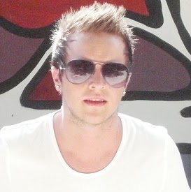 Lee Sullivan Photo 20